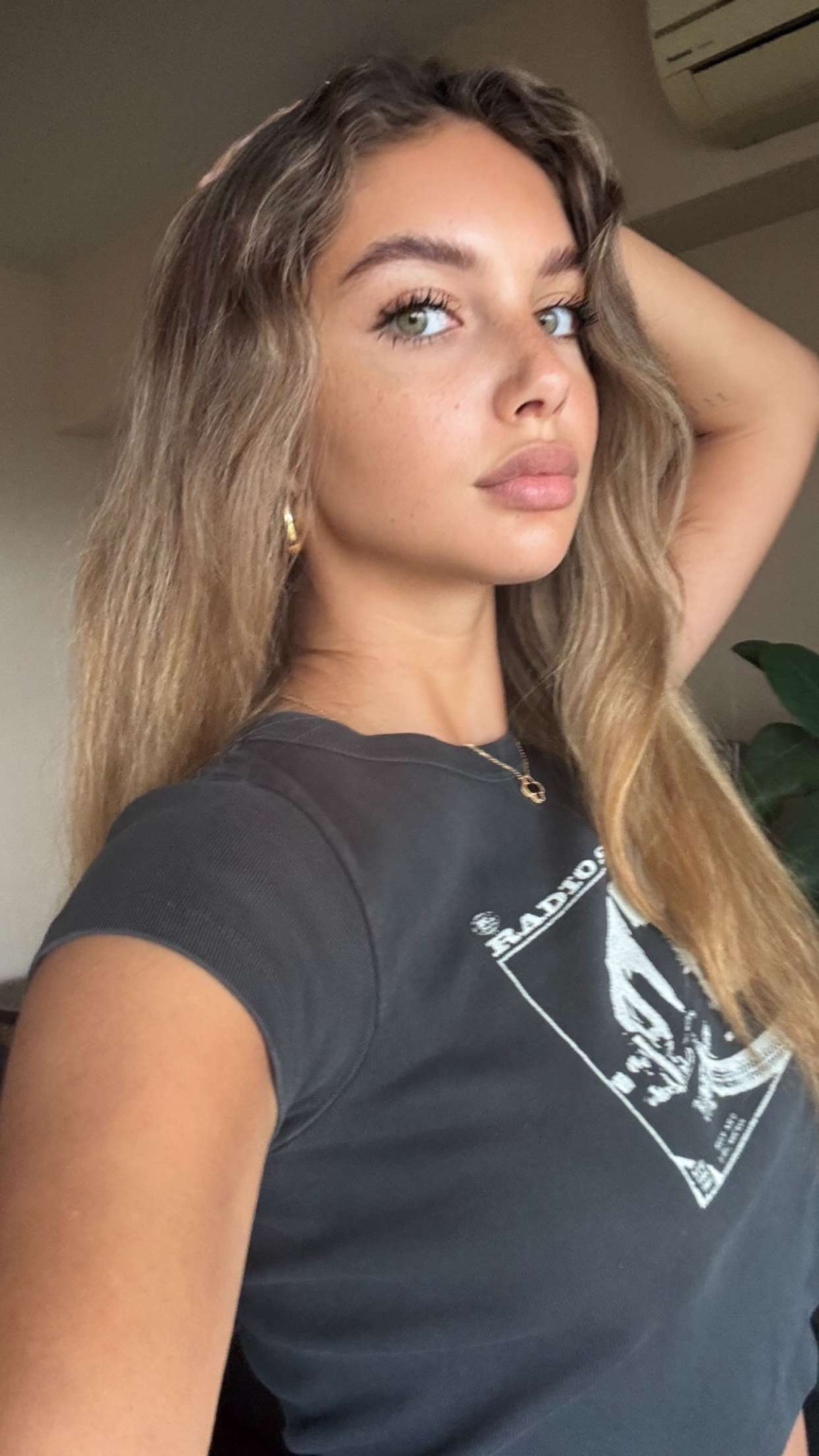 joell_perry snapchat image archive image