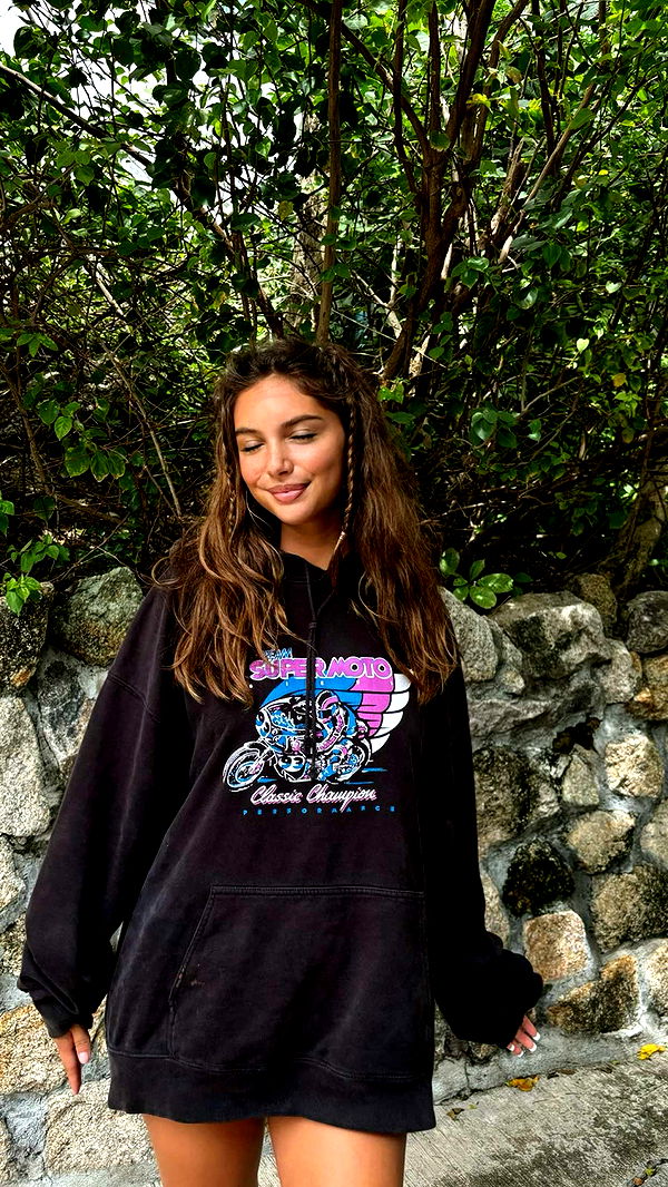 joell_perry image ~ Altpins