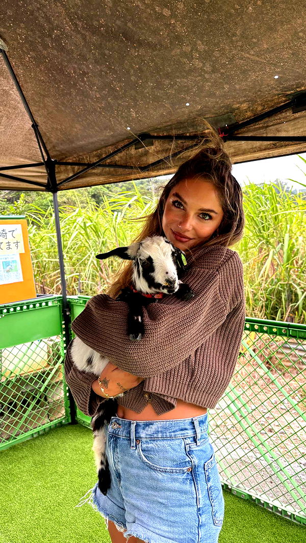 joell_perry image ~ Altpins