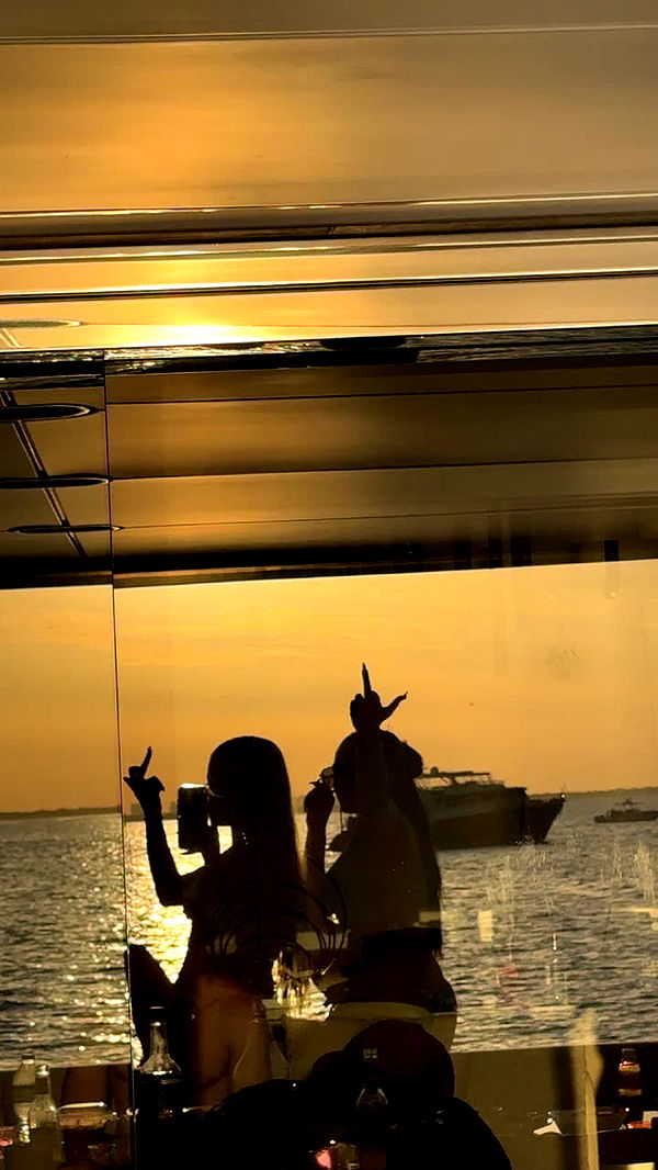 julia.filippo image ~ Altpins