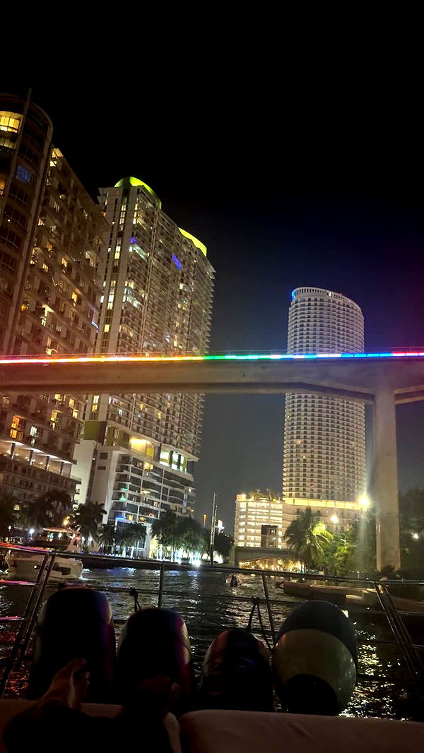 julia.filippo image ~ Altpins