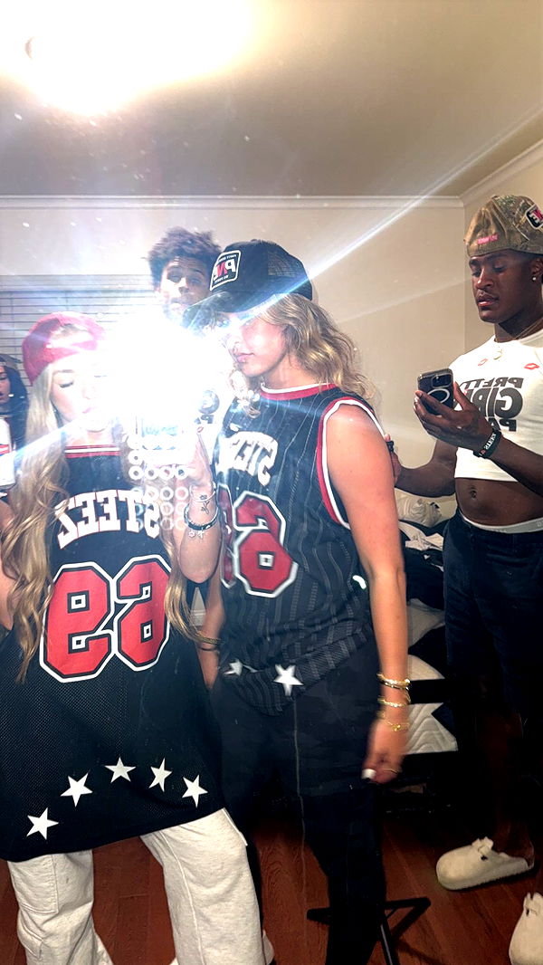 julia.filippo image ~ Altpins