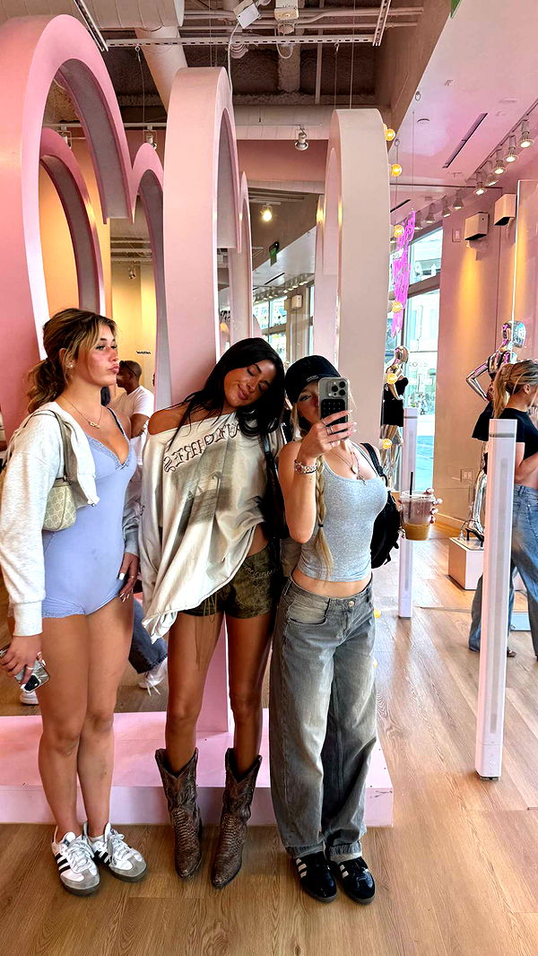 julia.filippo image ~ Altpins