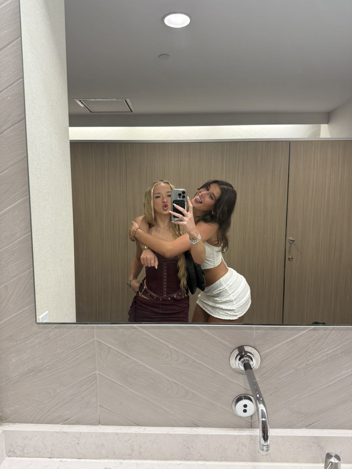 julia.filippo snapchat image archive image