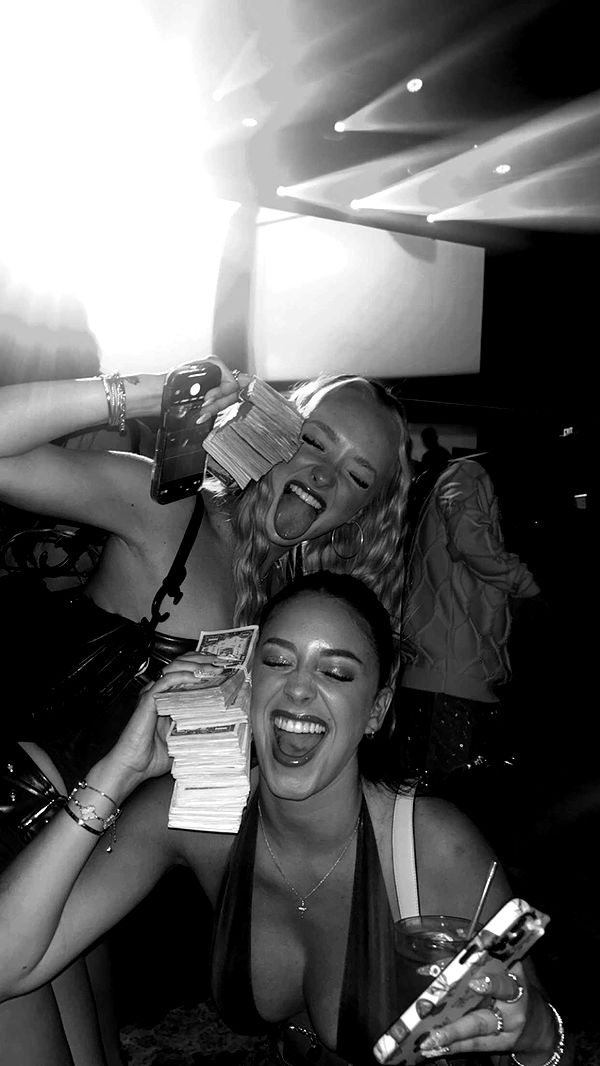 julia.filippo image ~ Altpins