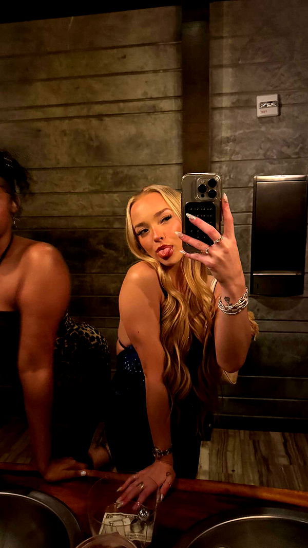 julia.filippo image ~ Altpins