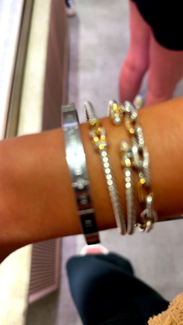 julia.filippo image ~ Altpins