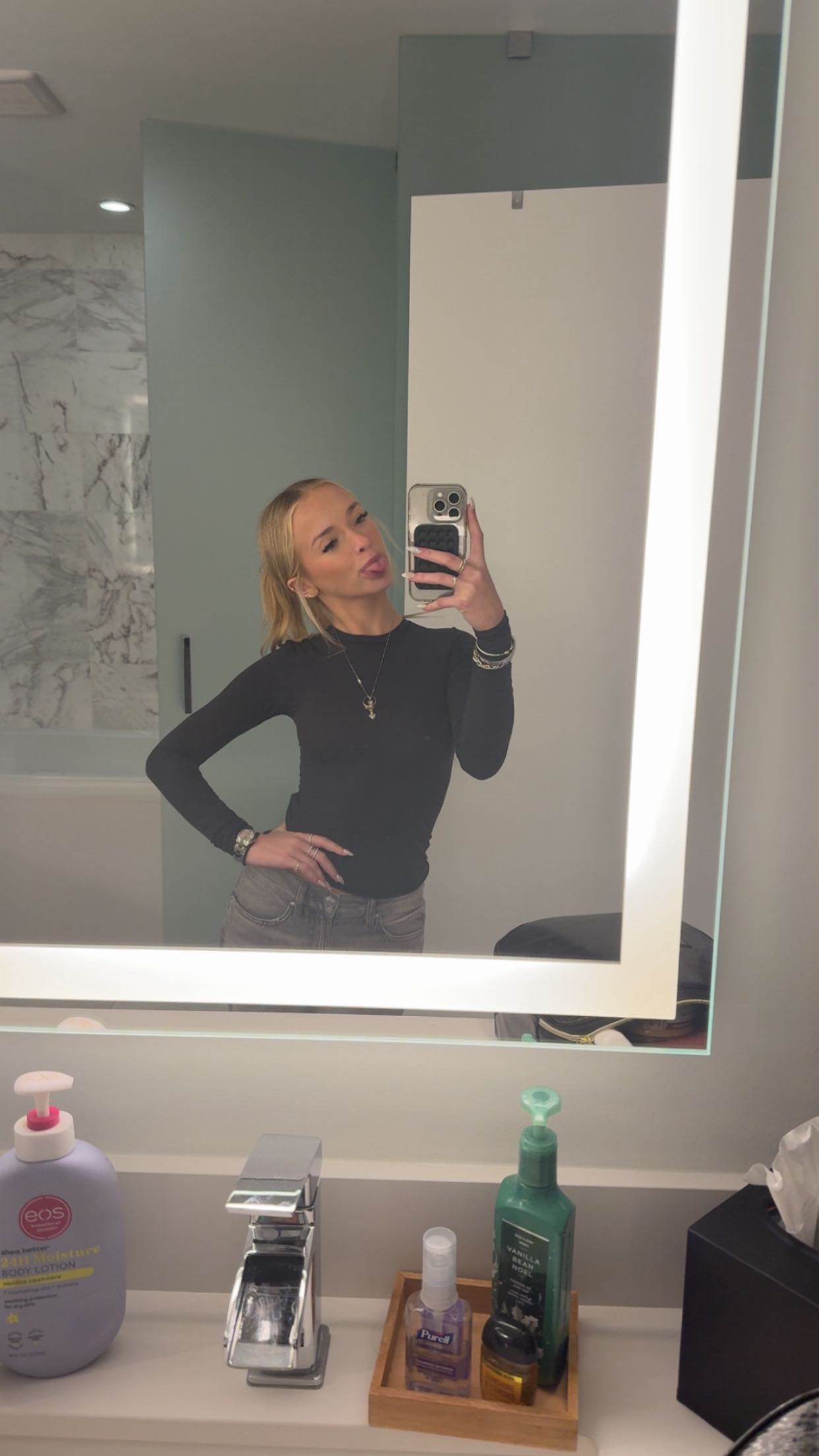 julia.filippo snapchat image archive image