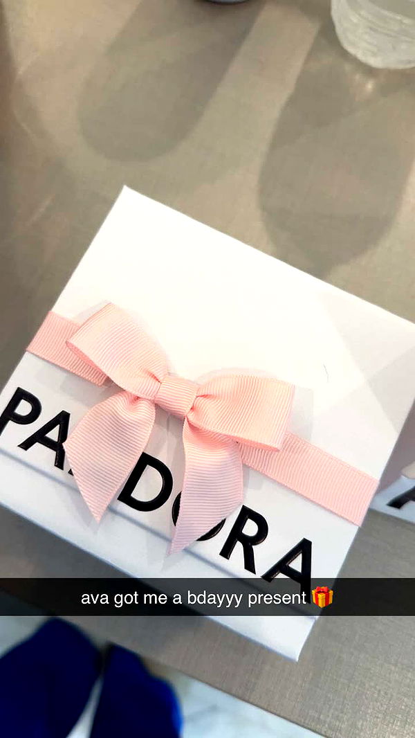 julia.filippo image ~ Altpins