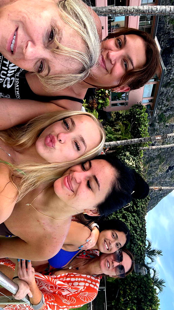 julia.filippo image ~ Altpins