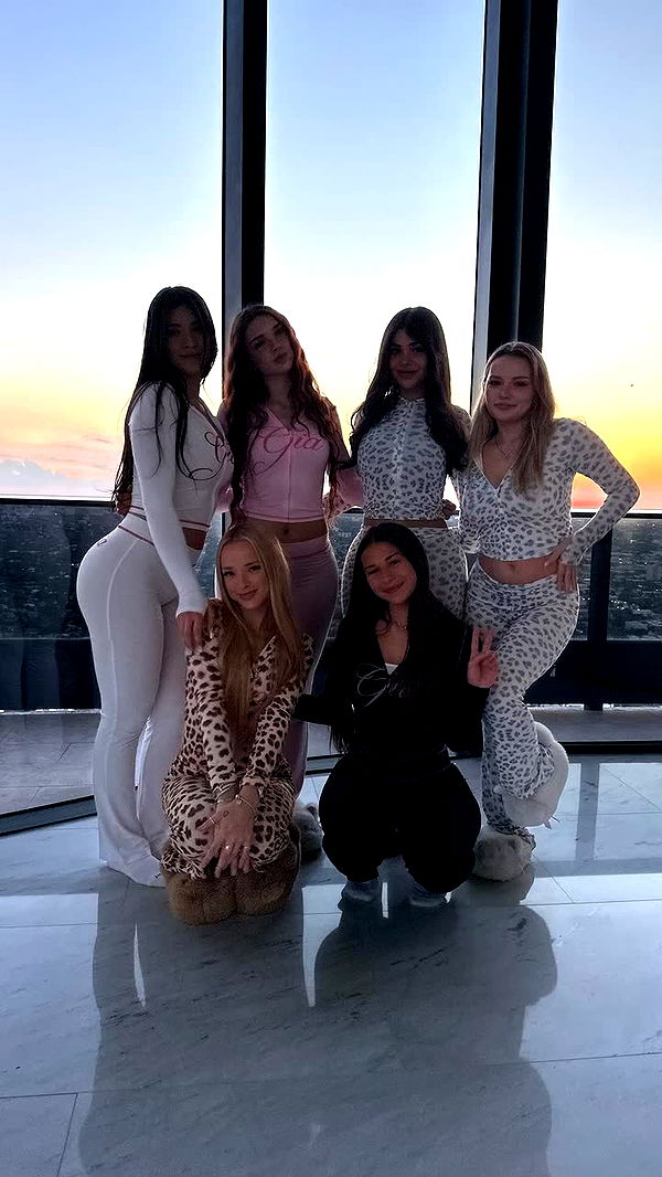 julia.filippo image ~ Altpins