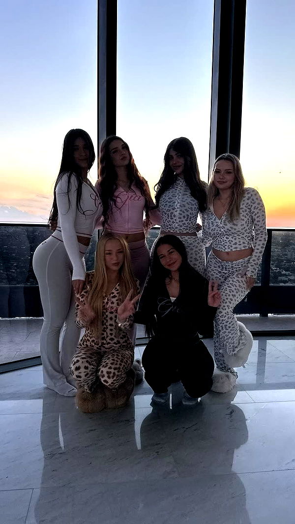 julia.filippo image ~ Altpins