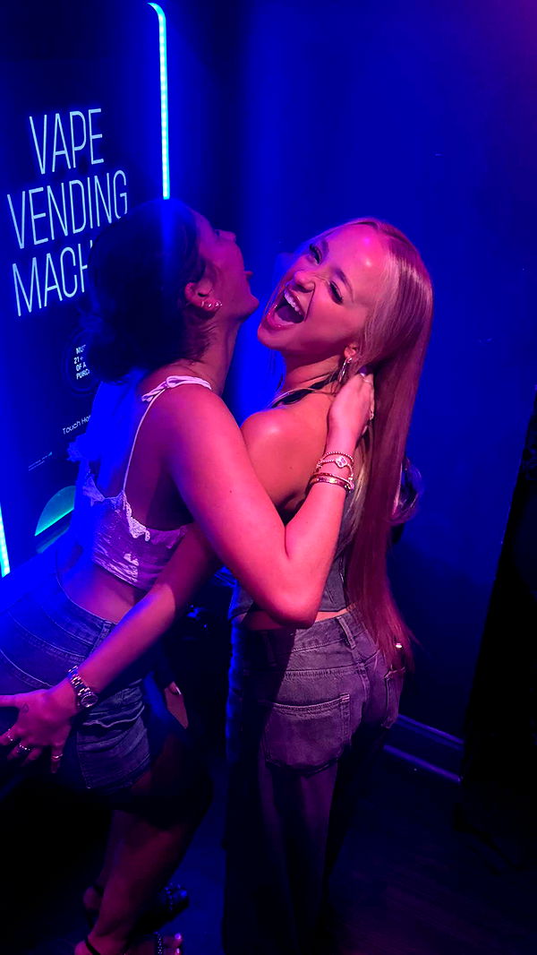 julia.filippo image ~ Altpins