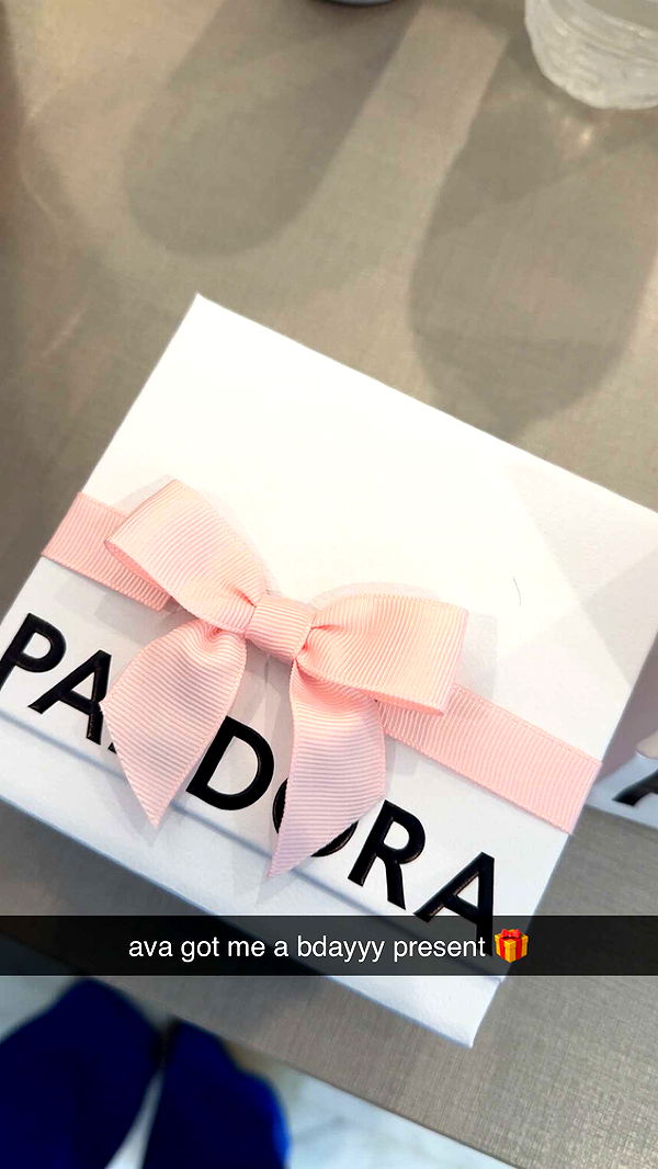 julia.filippo image ~ Altpins