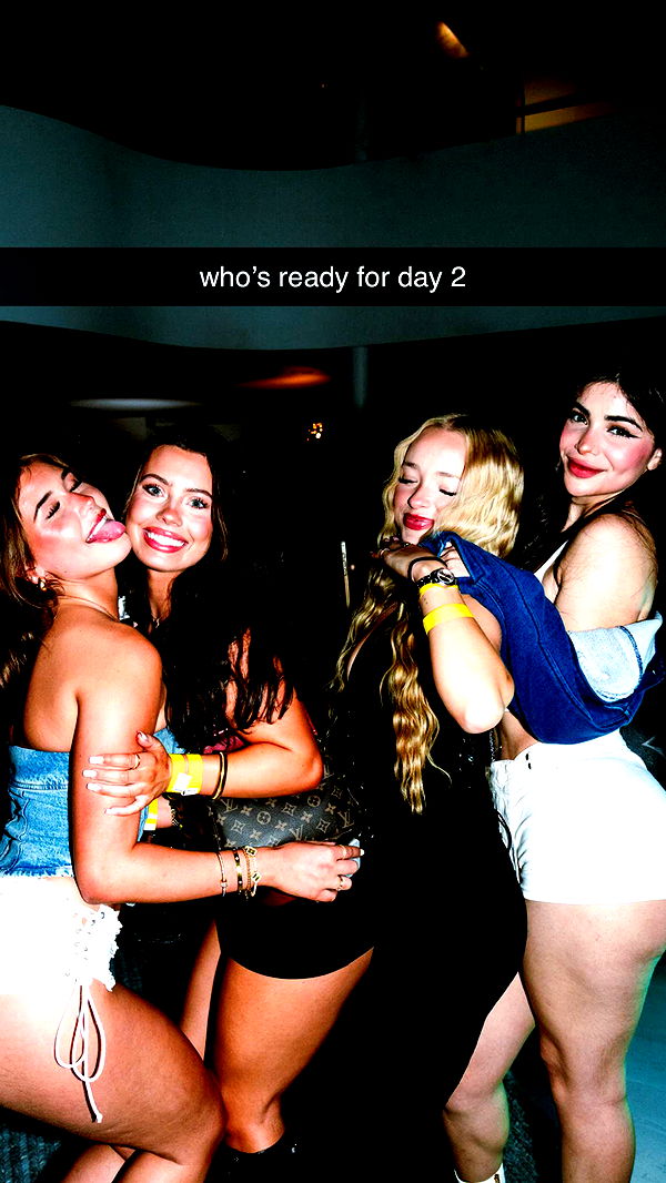 julia.filippo image ~ Altpins