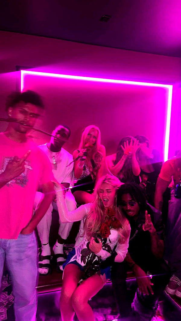 julia.filippo image ~ Altpins