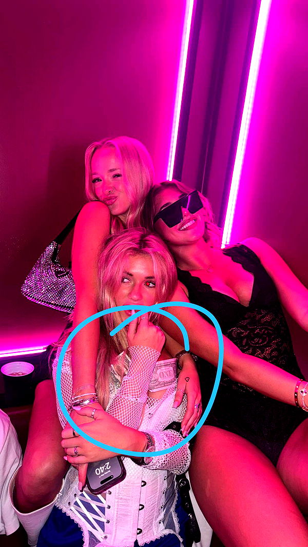 julia.filippo image ~ Altpins