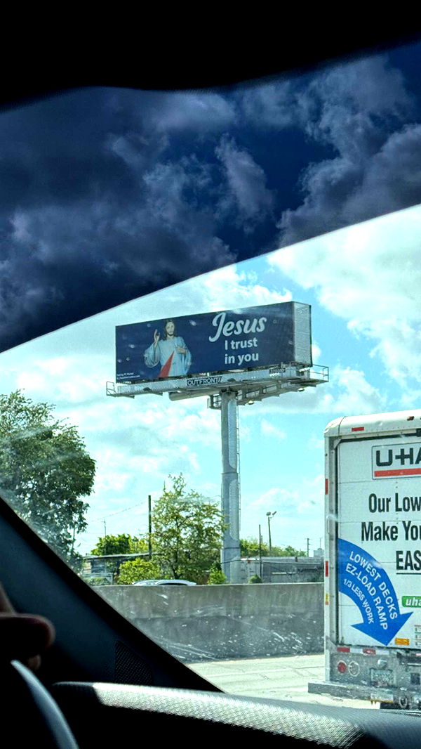 julia.filippo image ~ Altpins