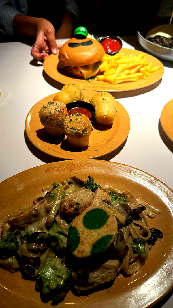 julia.filippo image ~ Altpins