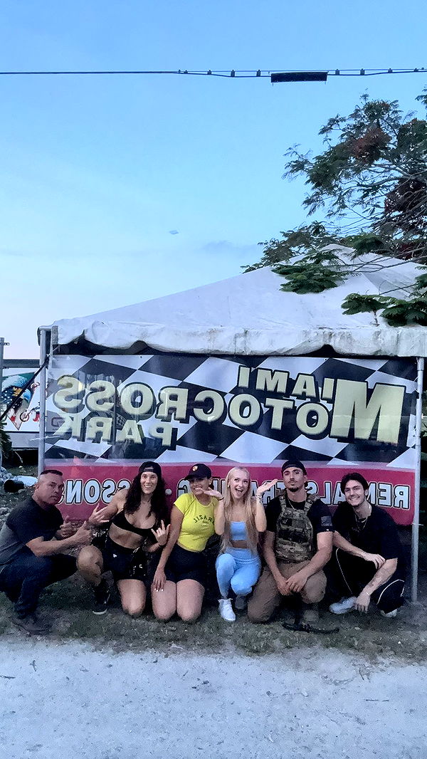 julia.filippo image ~ Altpins