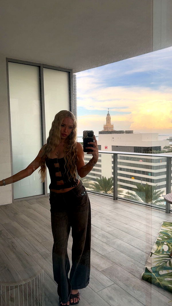 julia.filippo image ~ Altpins