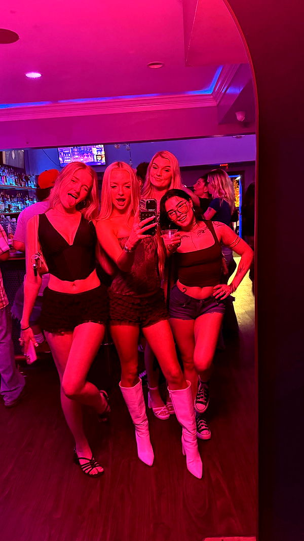 julia.filippo image ~ Altpins