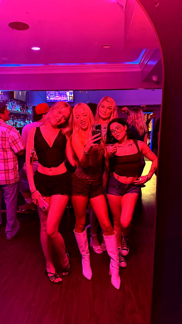 julia.filippo image ~ Altpins