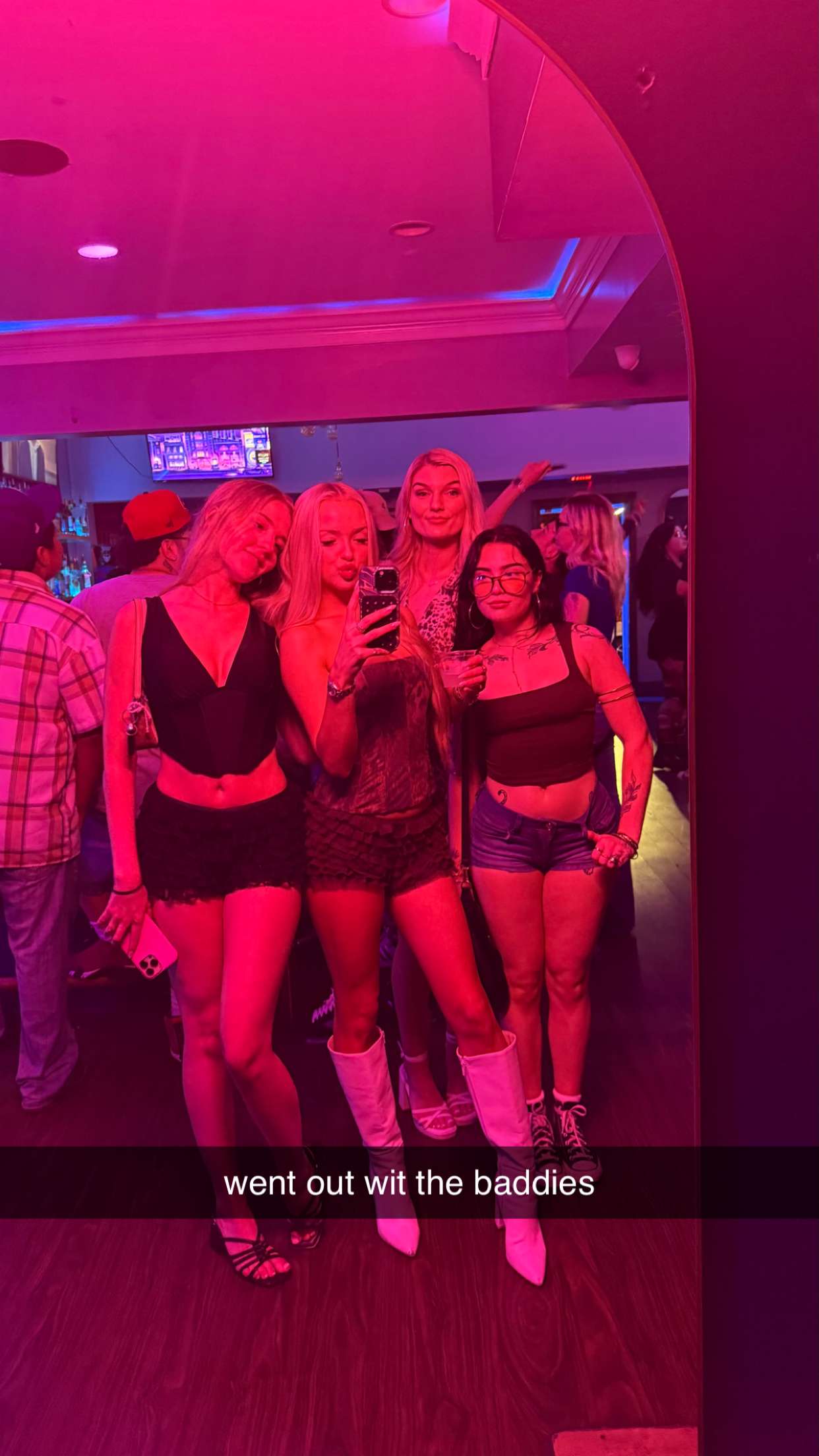 julia.filippo snapchat image archive image