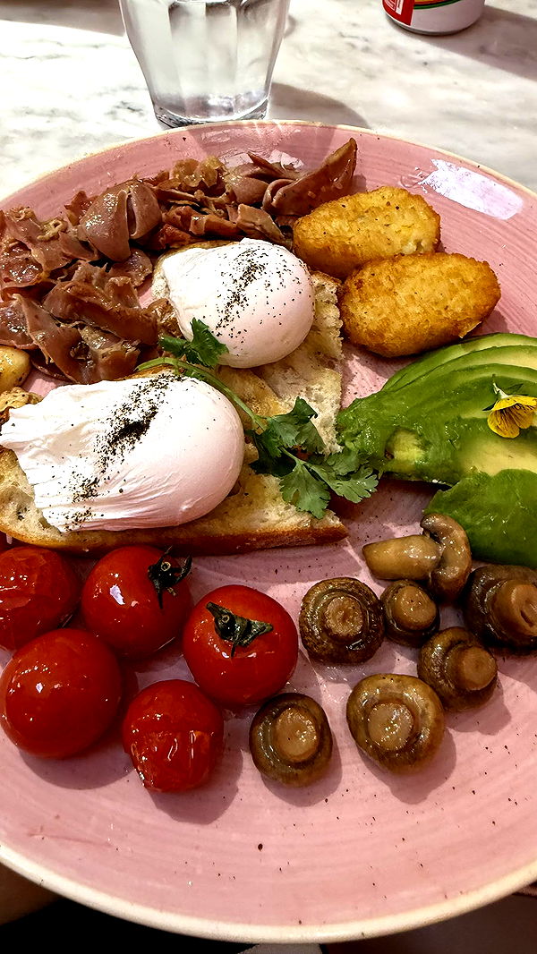 julia.filippo image ~ Altpins