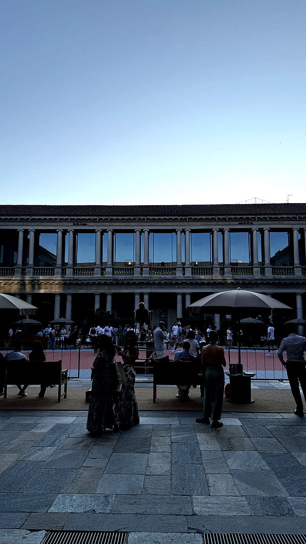 julia.filippo image ~ Altpins