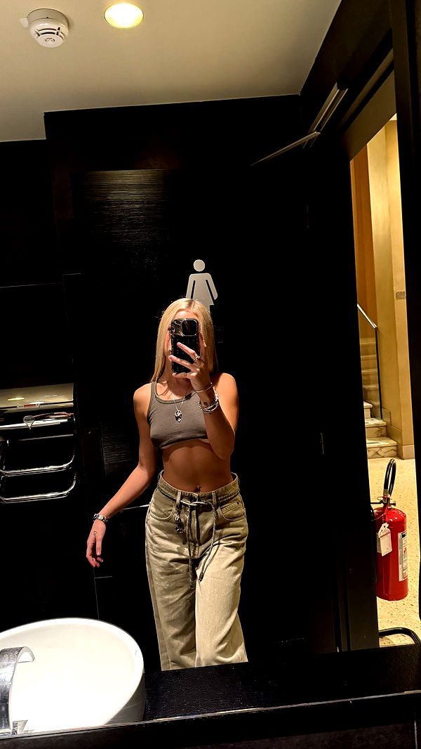 julia.filippo image ~ Altpins