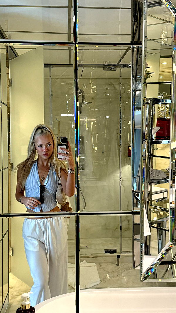 julia.filippo image ~ Altpins