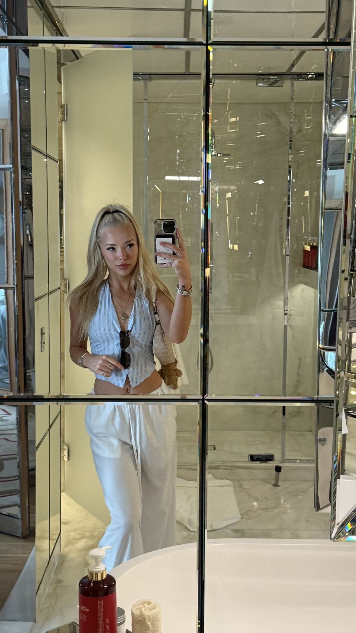 julia.filippo snapchat image archive image