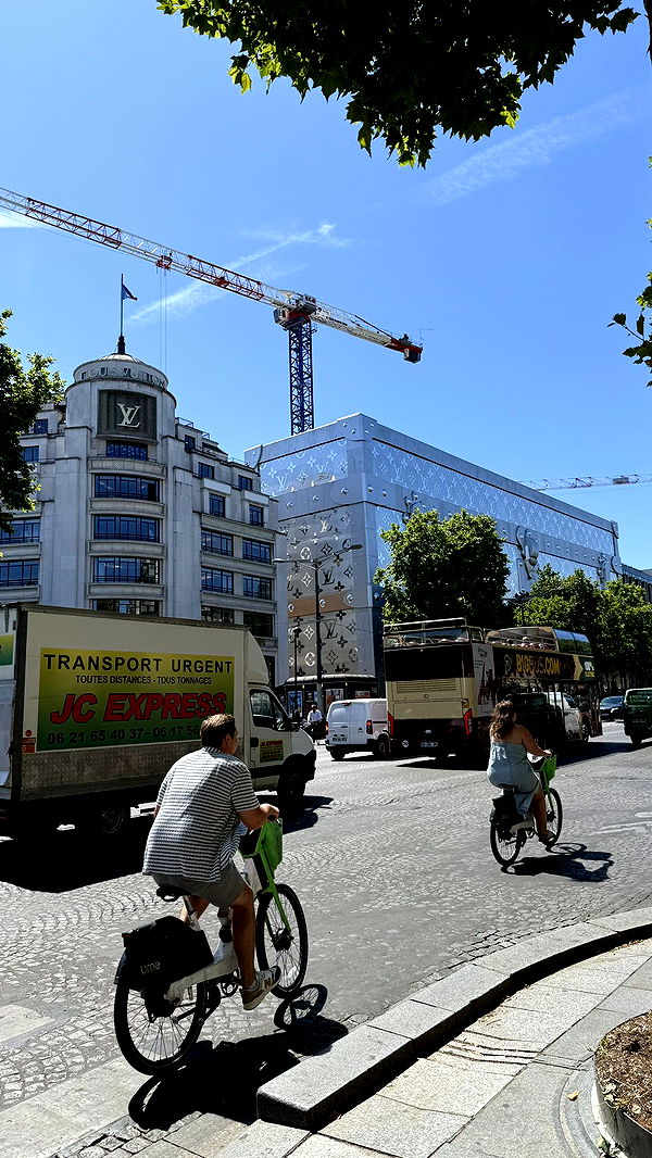 julia.filippo image ~ Altpins