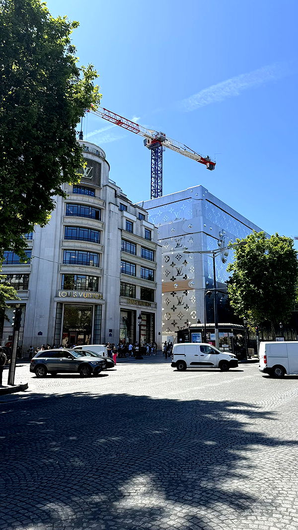 julia.filippo image ~ Altpins