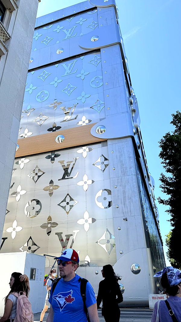 julia.filippo image ~ Altpins