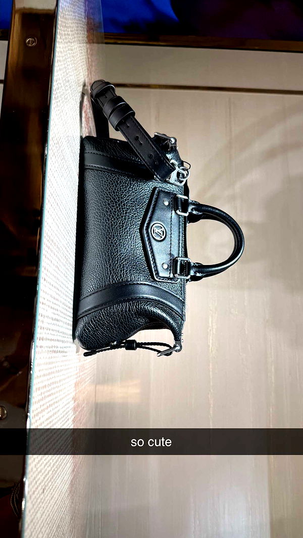 julia.filippo image ~ Altpins