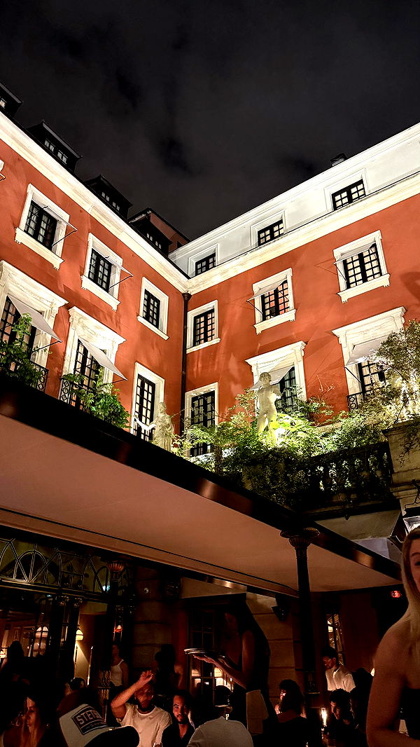 julia.filippo image ~ Altpins