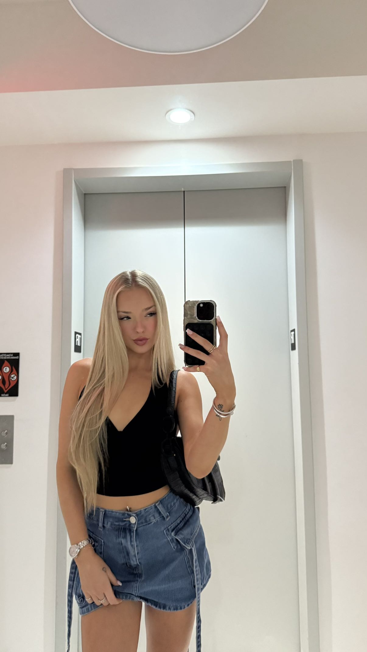 julia.filippo snapchat image archive image