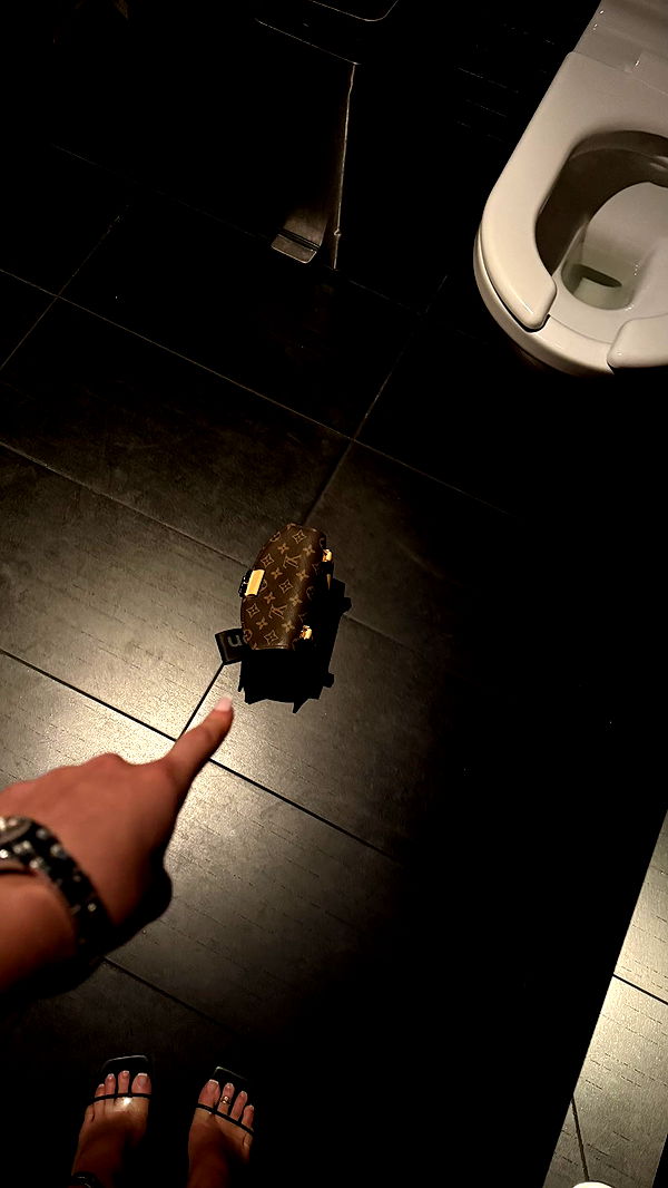 julia.filippo image ~ Altpins