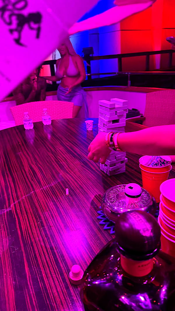 julia.filippo image ~ Altpins