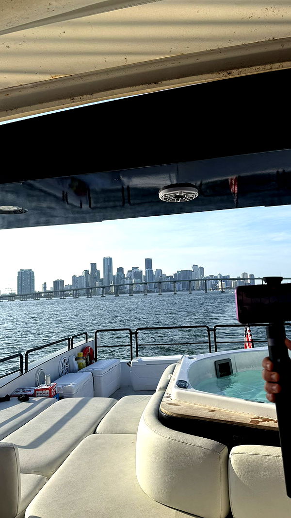 julia.filippo image ~ Altpins