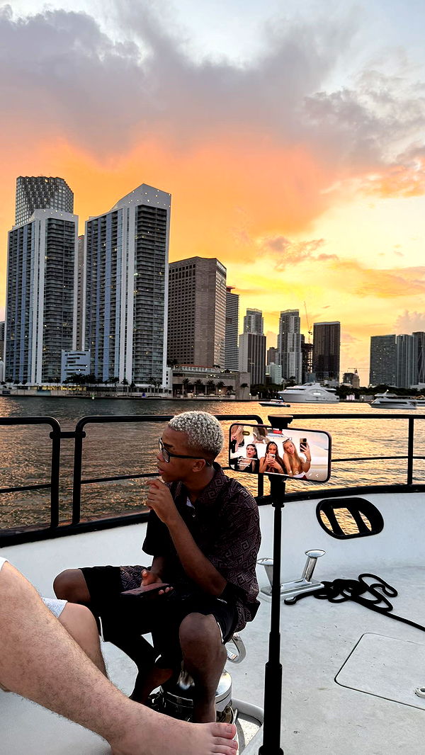 julia.filippo image ~ Altpins