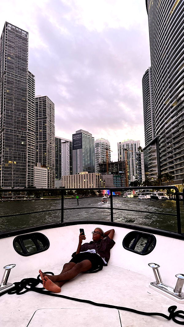 julia.filippo image ~ Altpins