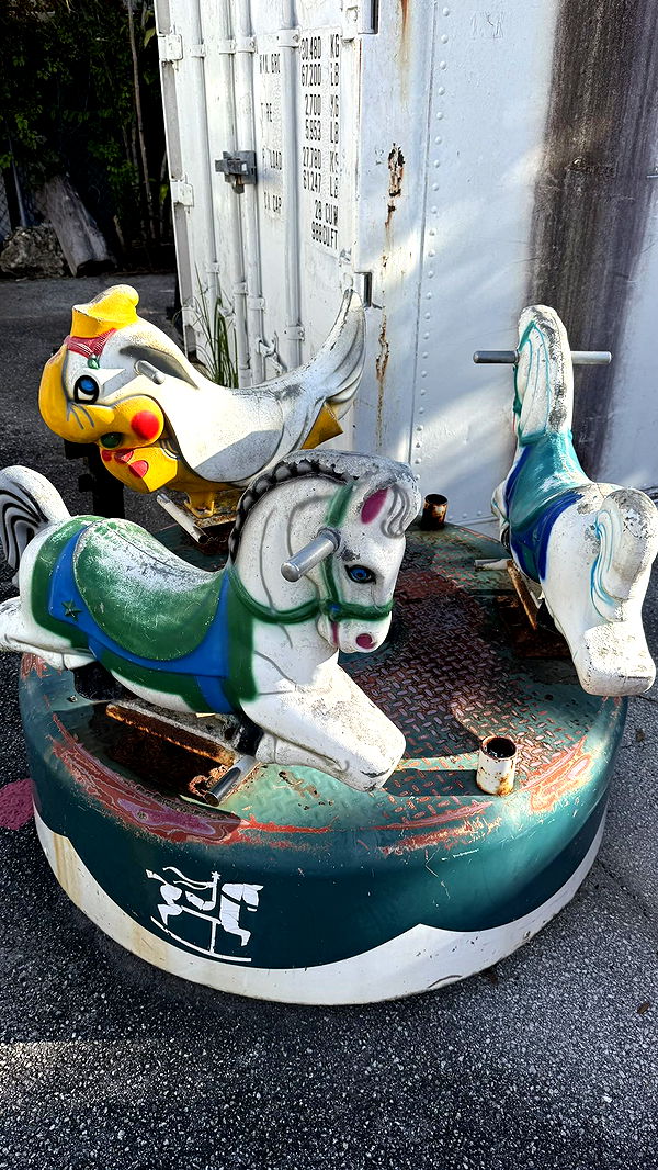 julia.filippo image ~ Altpins