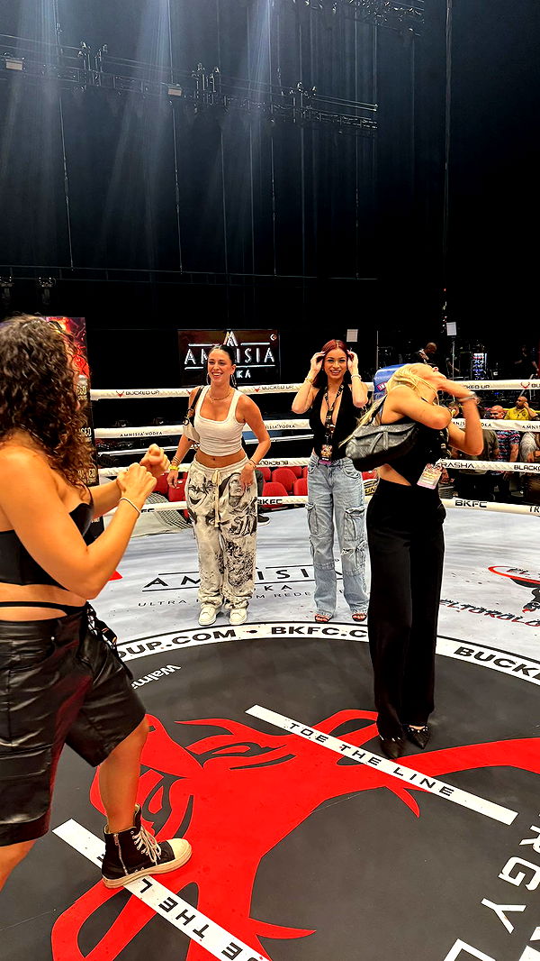 julia.filippo image ~ Altpins