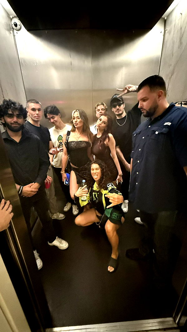 julia.filippo image ~ Altpins