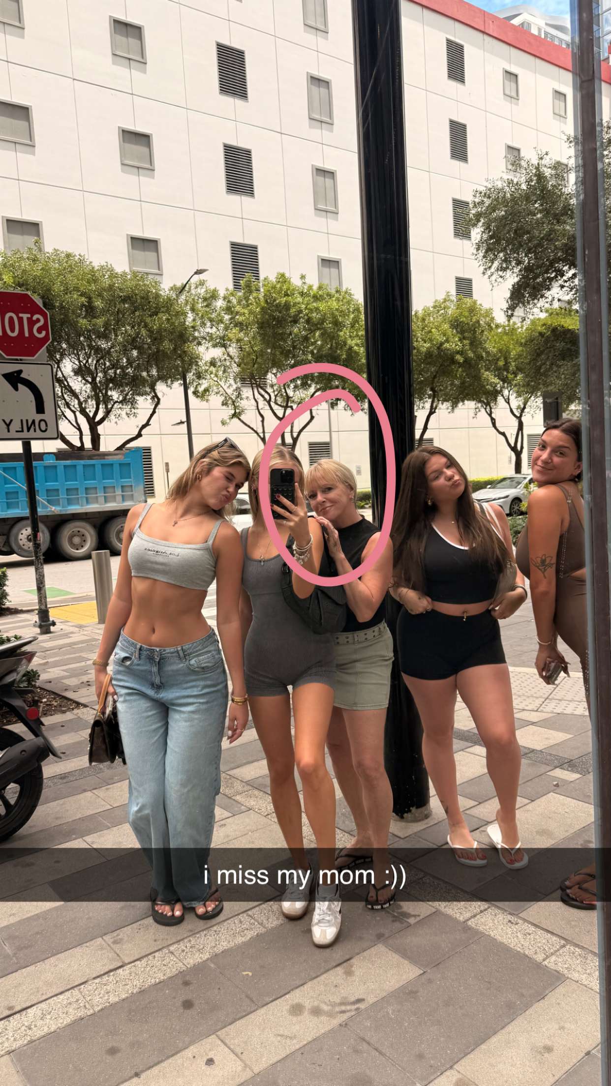 julia.filippo snapchat image archive image