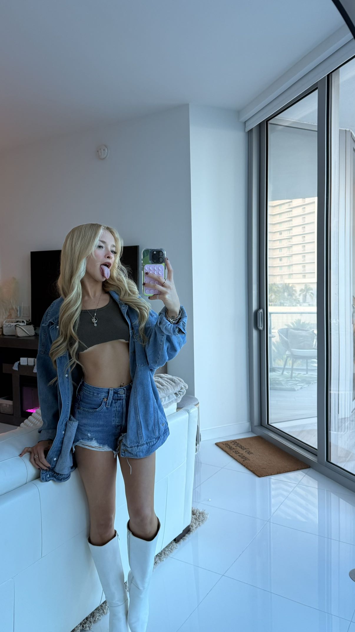 julia.filippo snapchat image archive image