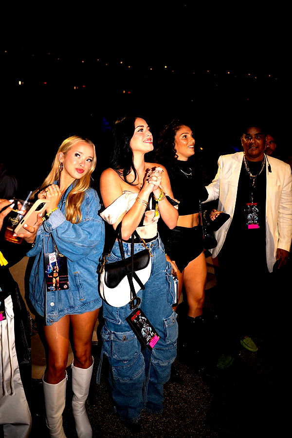 julia.filippo image ~ Altpins